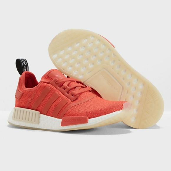 NWT adidas NMD R1 Running Workout Shoes - Picture 3 of 7